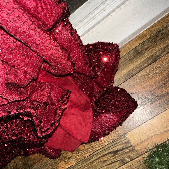 Ruby Red Sequin Mermaid Gown Perfect for CHRISTMAS - Picture 7 of 7